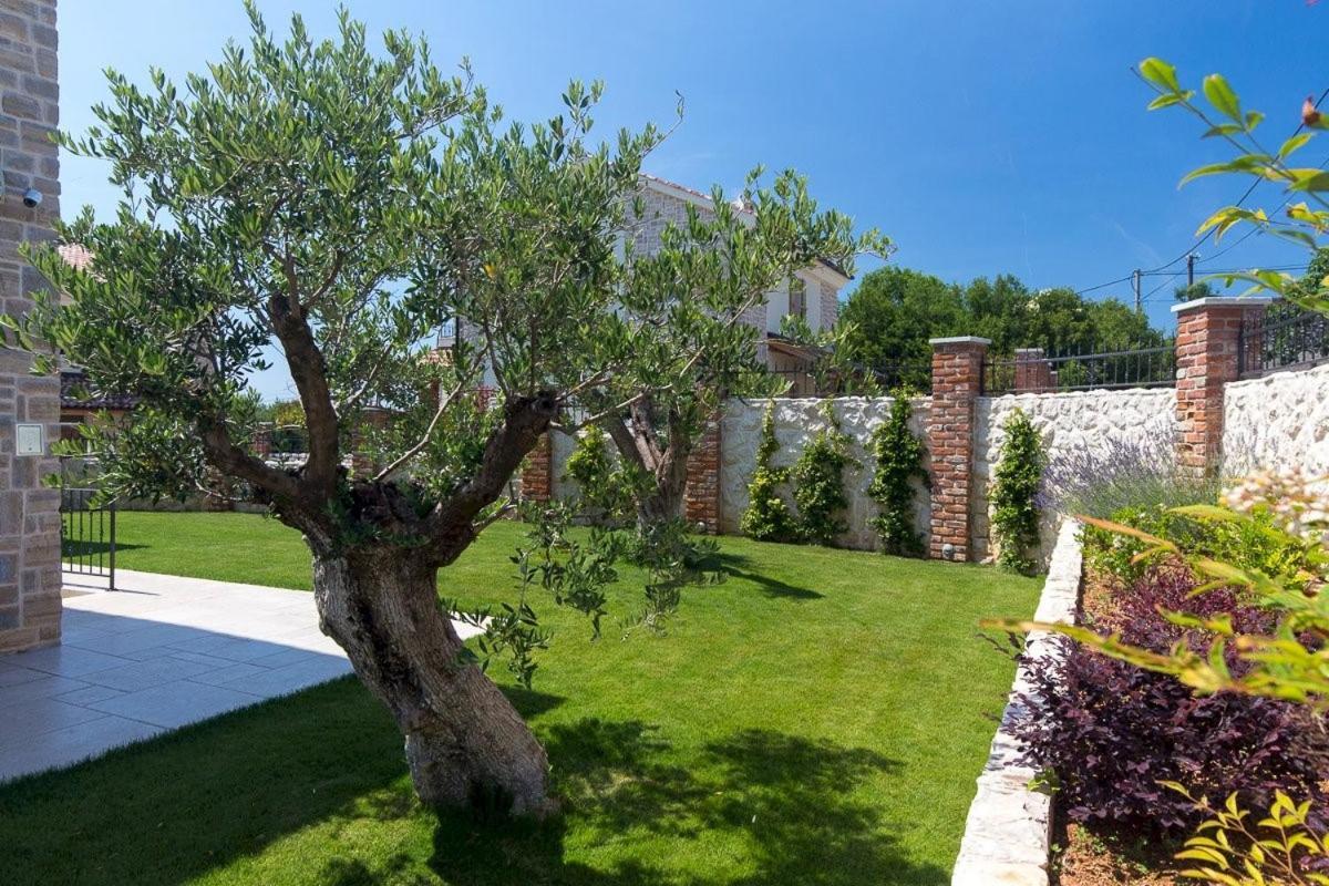 Luxury Villa Nika Добринь Экстерьер фото