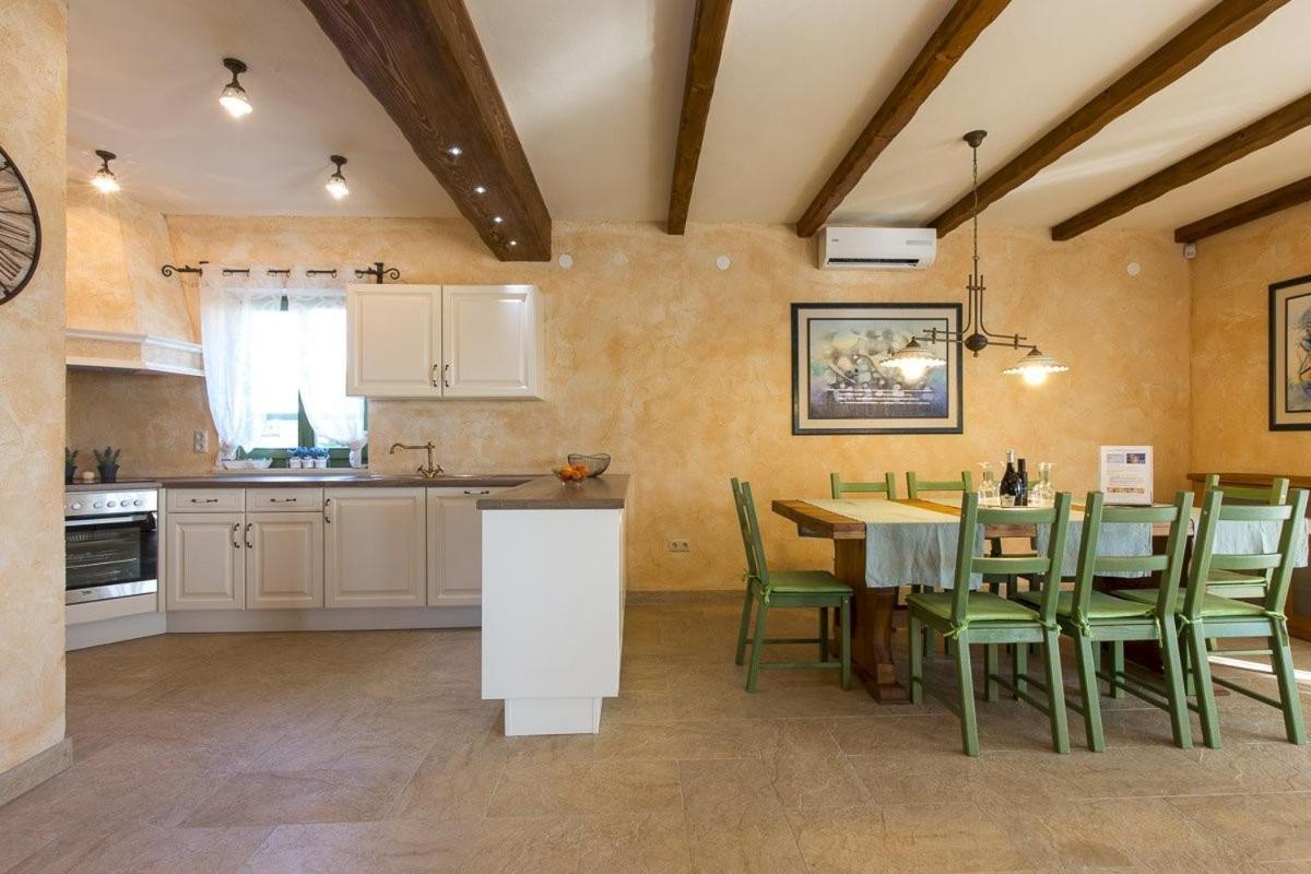 Luxury Villa Nika Добринь Экстерьер фото